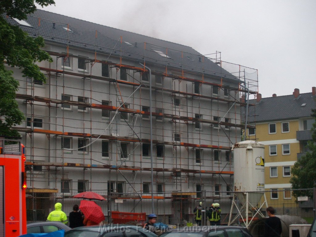 Brand 3 Std später Umbau Wohnhaus Koeln Vingst Thorwalsenstr P16.JPG